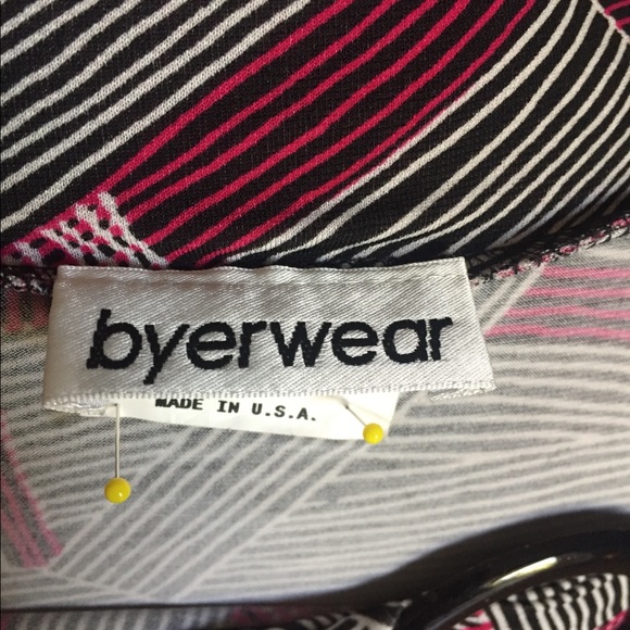 🍒 5/$20 Byerwear Blouse Short Sleeve Top - Picture 9 of 10